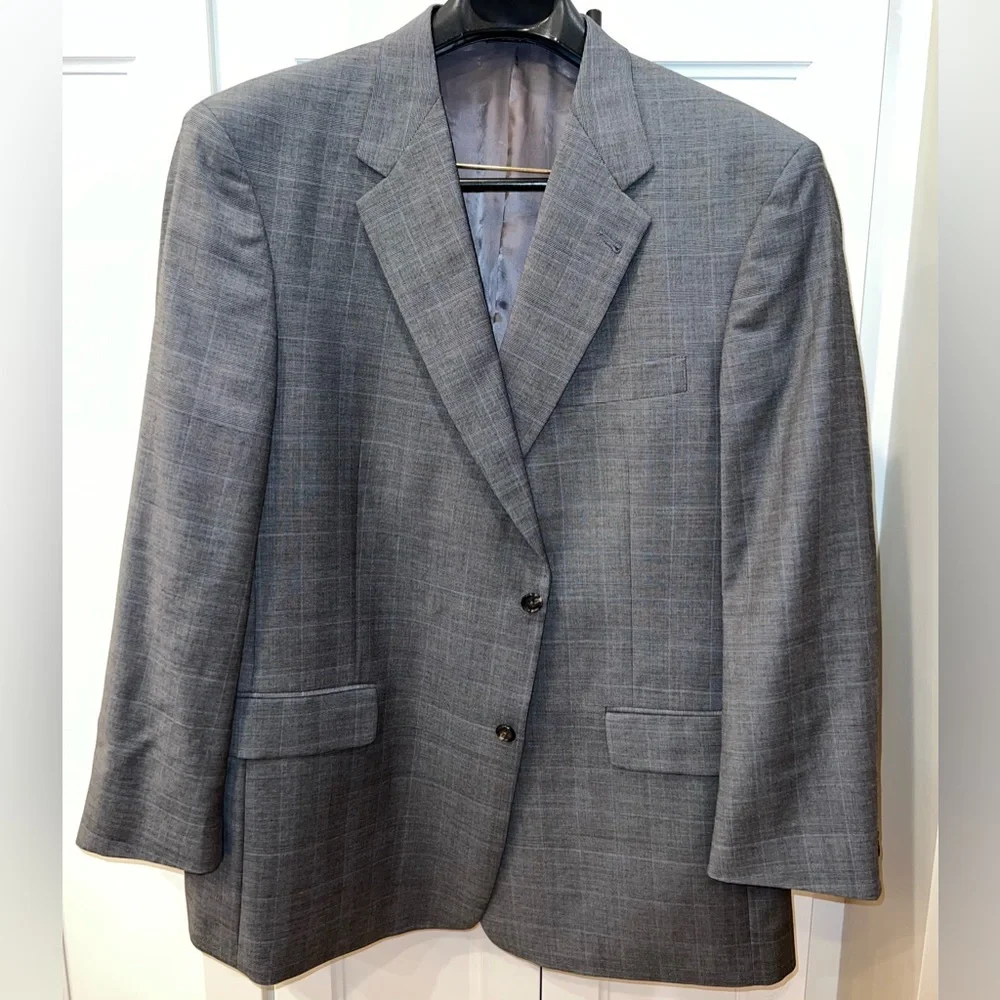Gent’s Hart Schaffner Marx Custom Suit:  51” Chest,  43” Waist